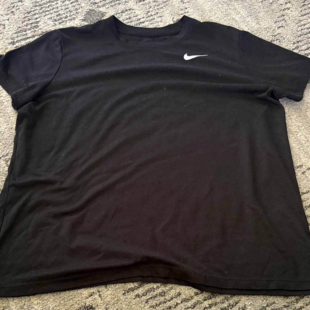 Nike Men's Black Short Sleeve Tee